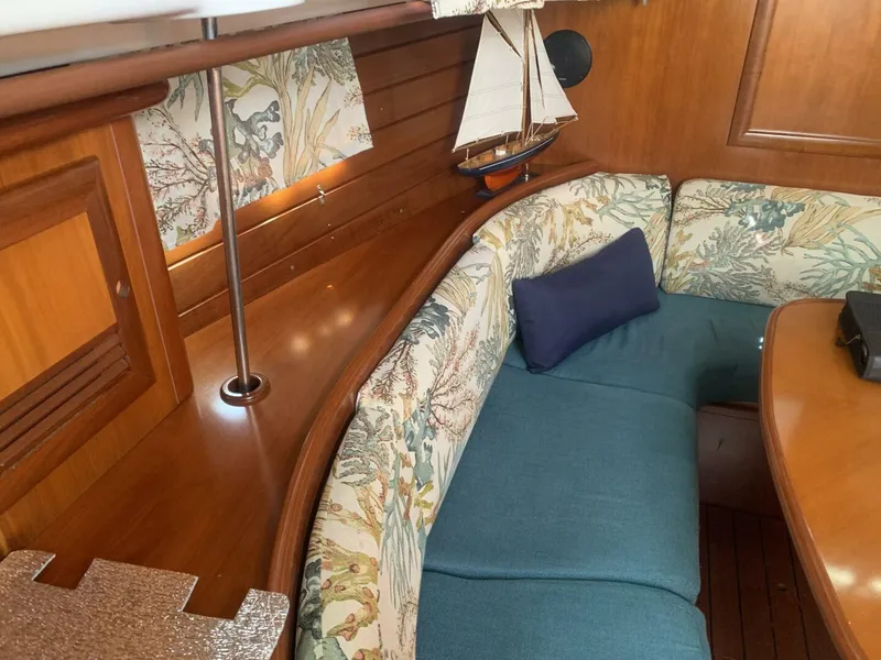 Slide: The Image of Beneteau 36 Center Cockpit 2000 - 5797471