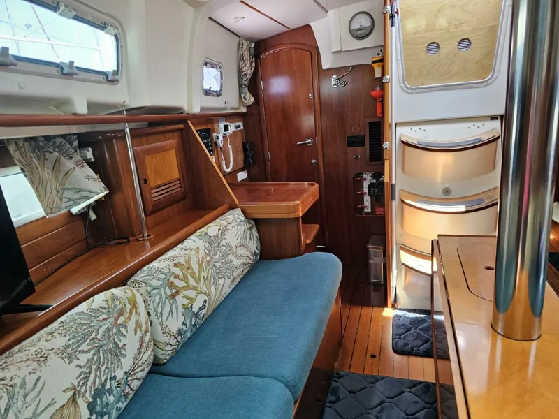 Slide: The Image of Beneteau 36 Center Cockpit 2000 - 5797436