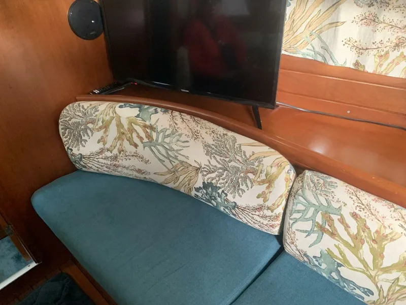 Slide: The Image of Beneteau 36 Center Cockpit 2000 - 5797460