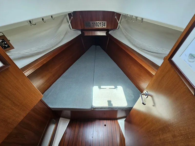 Slide: The Image of Beneteau 36 Center Cockpit 2000 - 5797434
