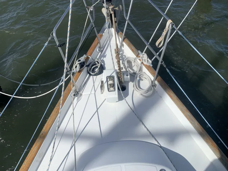 Slide: The Image of Beneteau 36 Center Cockpit 2000 - 5797473