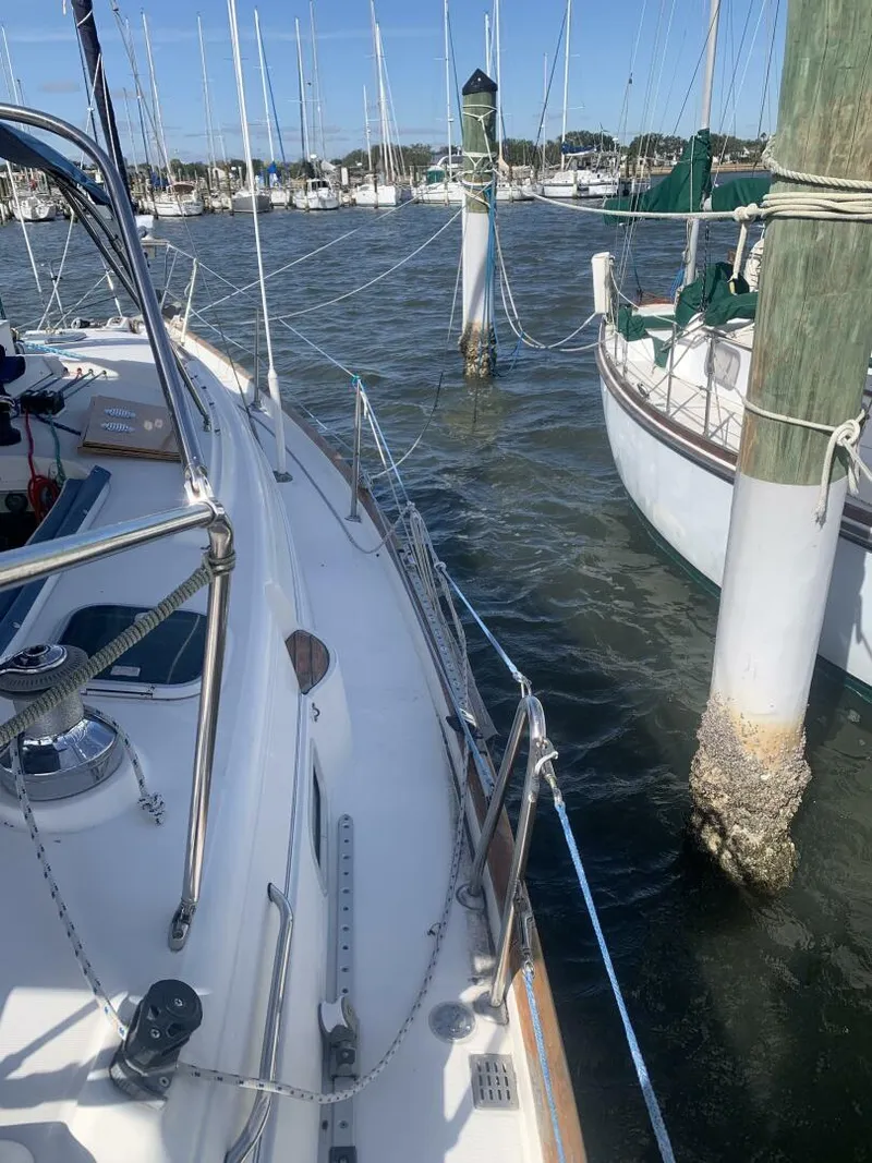 Slide: The Image of Beneteau 36 Center Cockpit 2000 - 5797464