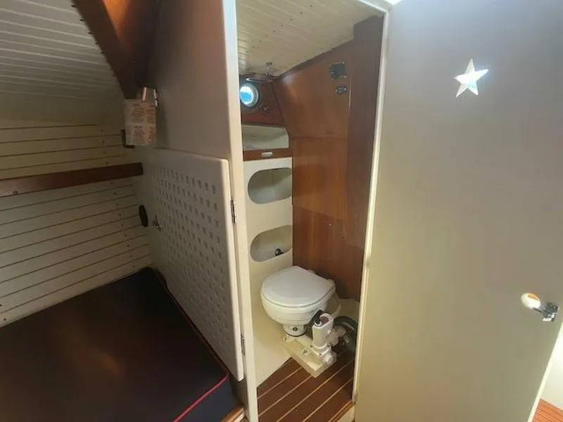 Slide: The Image of Dyer 29 Bass Boat 1980 - 5797793