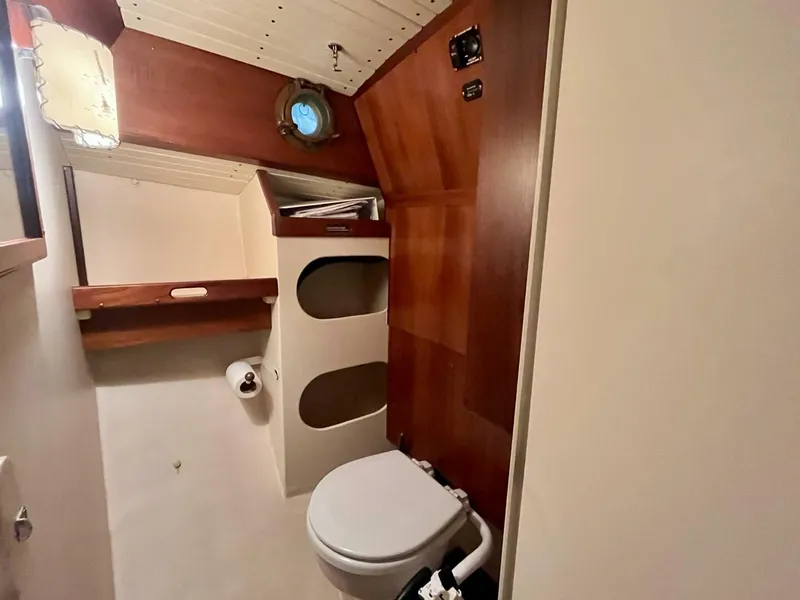 Slide: The Image of Dyer 29 Bass Boat 1980 - 5797794