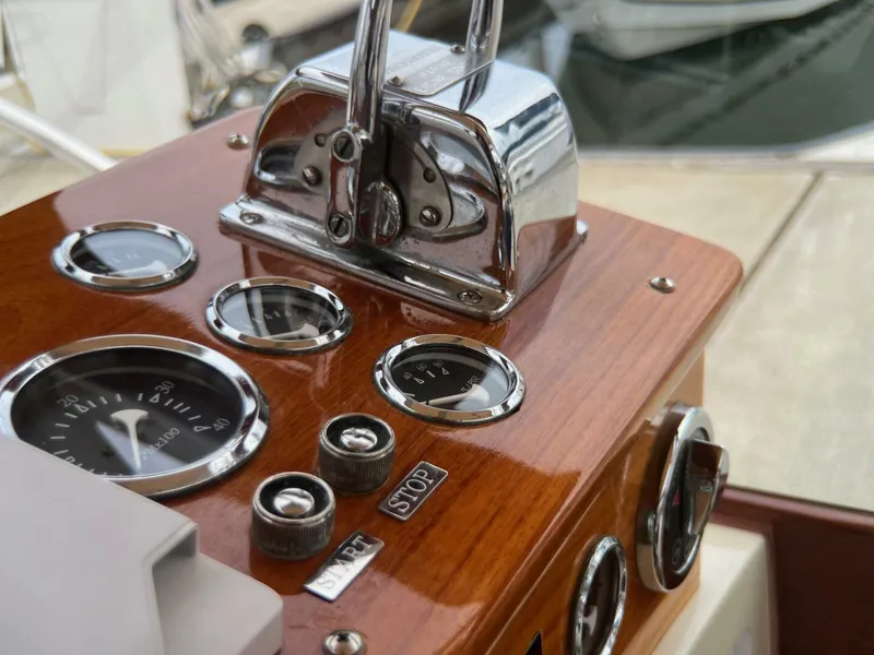 Slide: The Image of Dyer 29 Bass Boat 1980 - 5797781