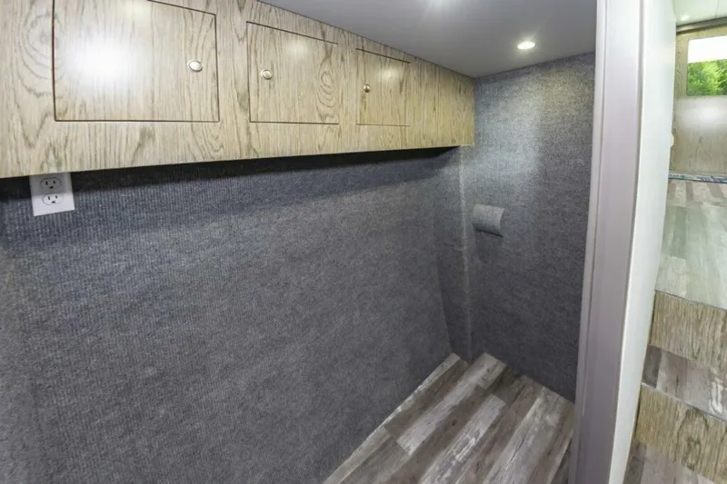 Slide: The Image of 5b6450ab 2378 4b44 8878 772891b46193 - 5889070