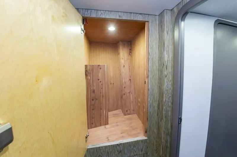 Slide: The Image of 1047a22e 6400 4e5d Ab33 2442f54b3706 - 5889076