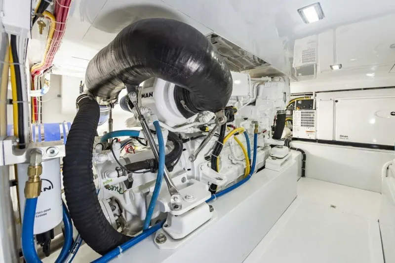 Slide: The Image of B0dac764 2393 47c0 A9f6 D6d0cdbe8329 - 5889081