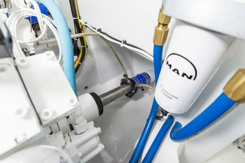 Slide: The Image of B2367266 03e0 47b2 Ba9d E9ef4c5a86e2 - 5889085