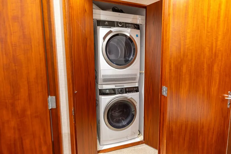 Slide: The Image of 2006 Jim Smith 68 Convertible- Companionway/ Laundry - 5835655