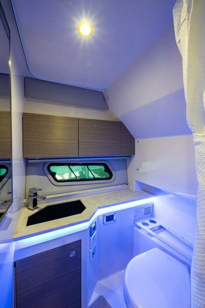 Slide: The Image of Formula 380 ssc 2022 - 5797816