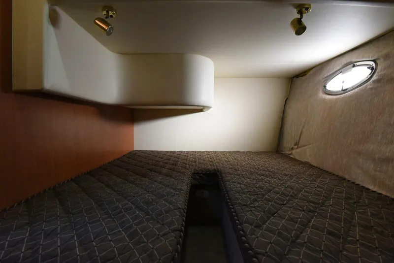 Slide: The Image of 2010 38 Silveron Sedan Bridge - Pura Vida - 5852667