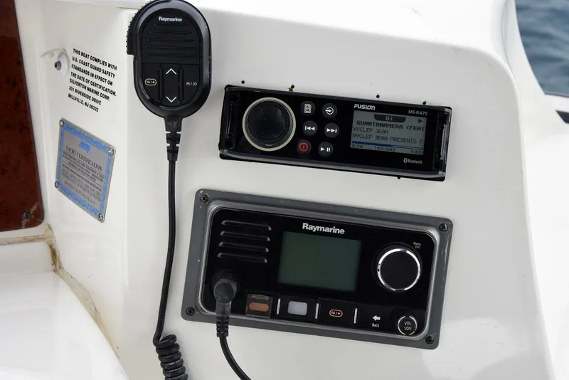 Slide: The Image of 2010 38 Silveron Sedan Bridge - Pura Vida - 5852703