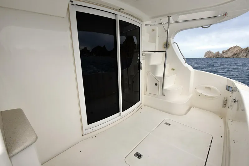 Slide: The Image of 2010 38 Silveron Sedan Bridge - Pura Vida - 5852711