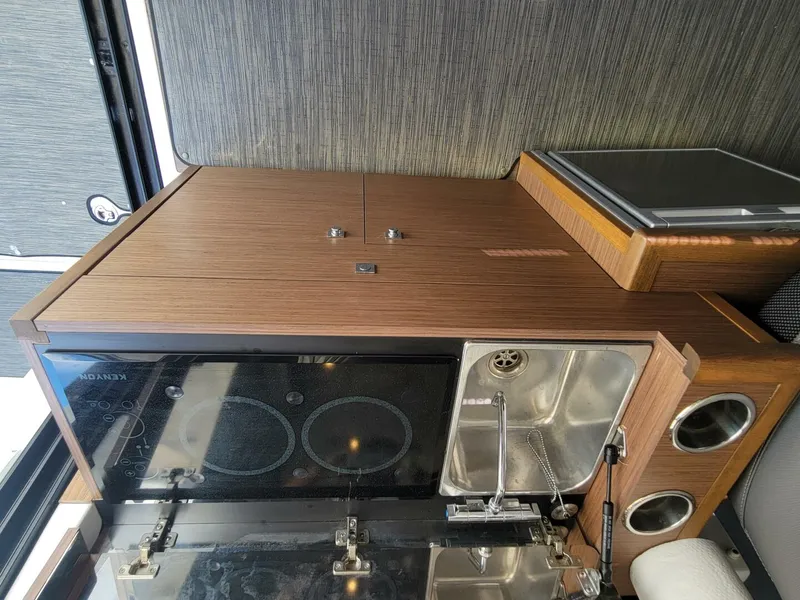 Slide: The Image of Jeanneau NC895 2023 - 5807029