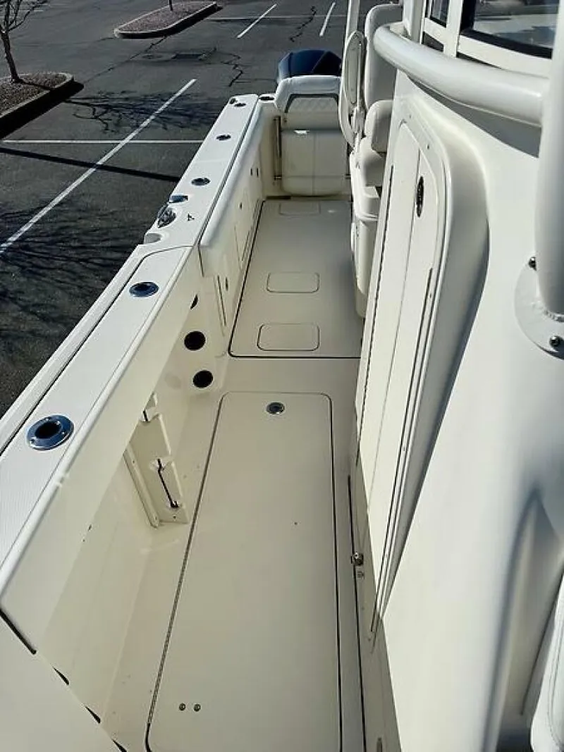 Slide: The Image of 0005462939 - 5798817