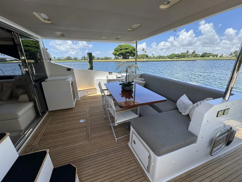 Slide: The Image of Azimut 66 Flybridge 2018 - 5799377