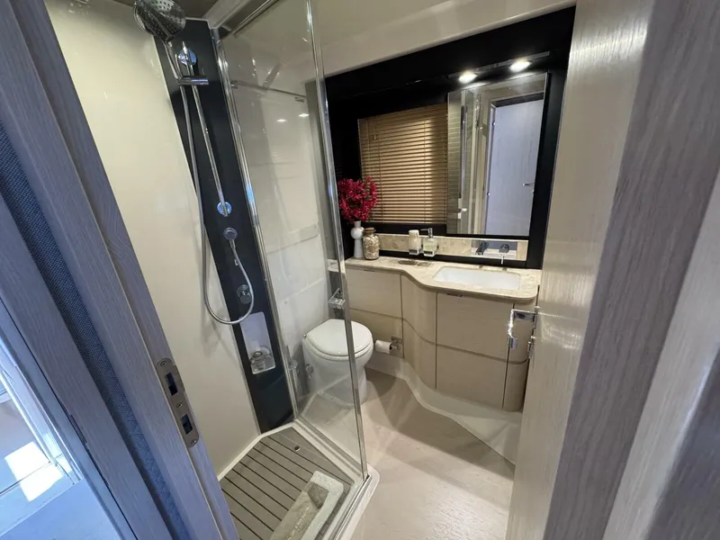 Slide: The Image of Azimut 66 Flybridge 2018 - 5799427