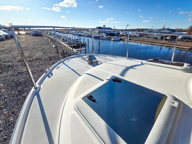 Slide: The Image of Ranger Tug R-23 2021 - 5800814