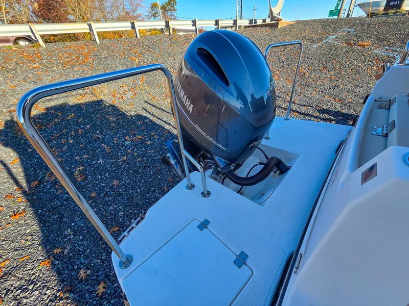 Slide: The Image of Ranger Tug R-23 2021 - 5800786