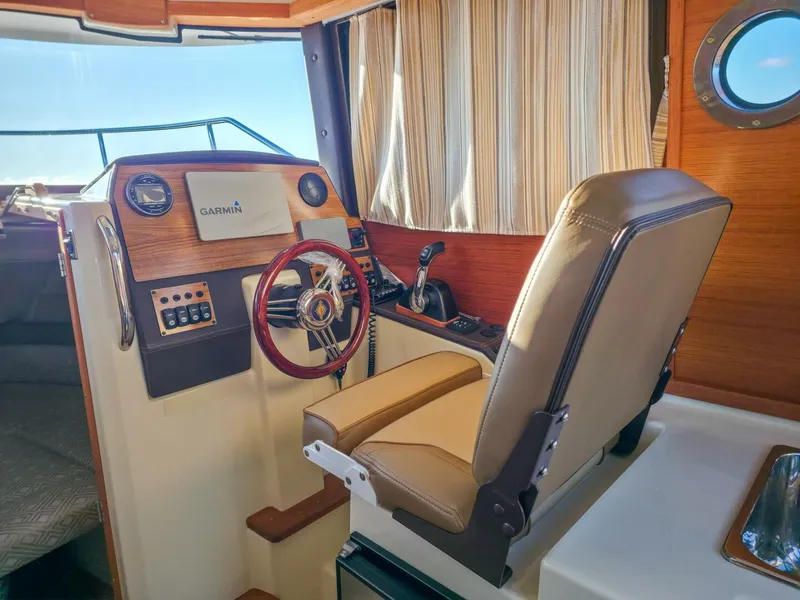 Slide: The Image of Ranger Tug R-23 2021 - 5800796