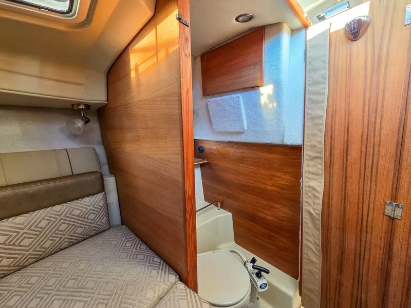 Slide: The Image of Ranger Tug R-23 2021 - 5800804