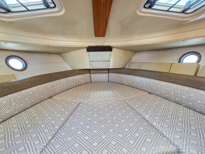 Slide: The Image of Ranger Tug R-23 2021 - 5800809