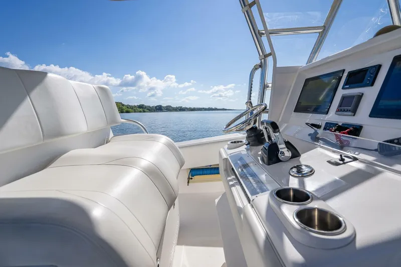 Slide: The Image of Invincible 36 2013 - 5819421