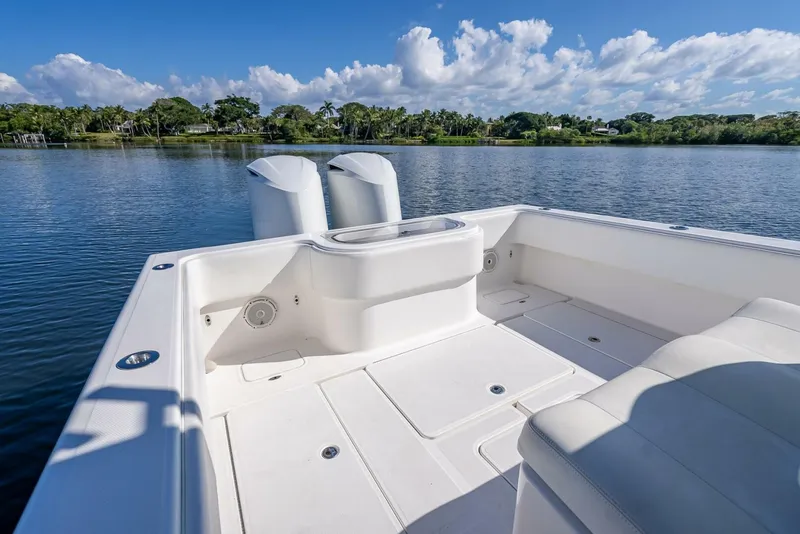 Slide: The Image of Invincible 36 2013 - 5819423