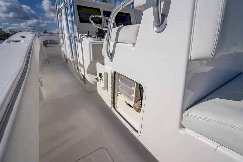 Slide: The Image of Invincible 36 2013 - 5819441