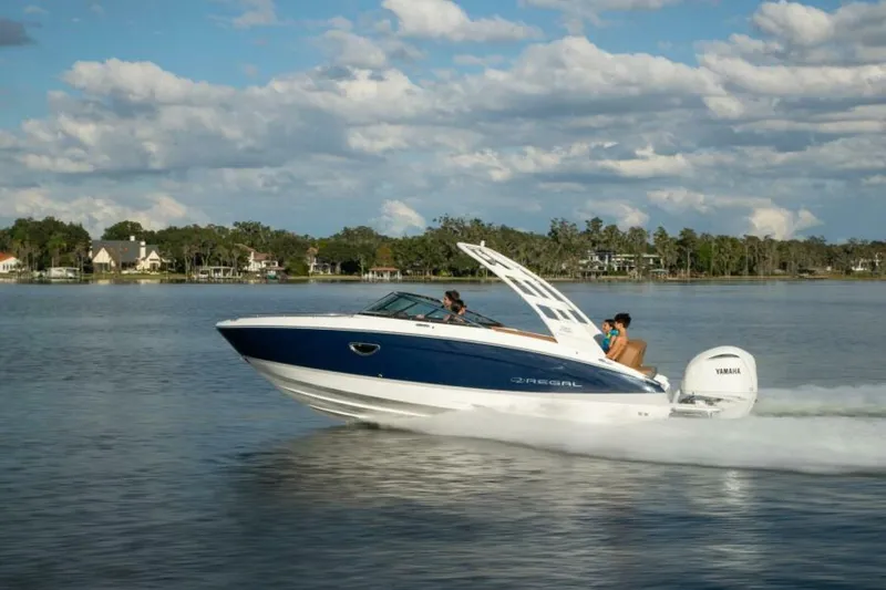 The Image of Regal LX4 2026 - 5801690