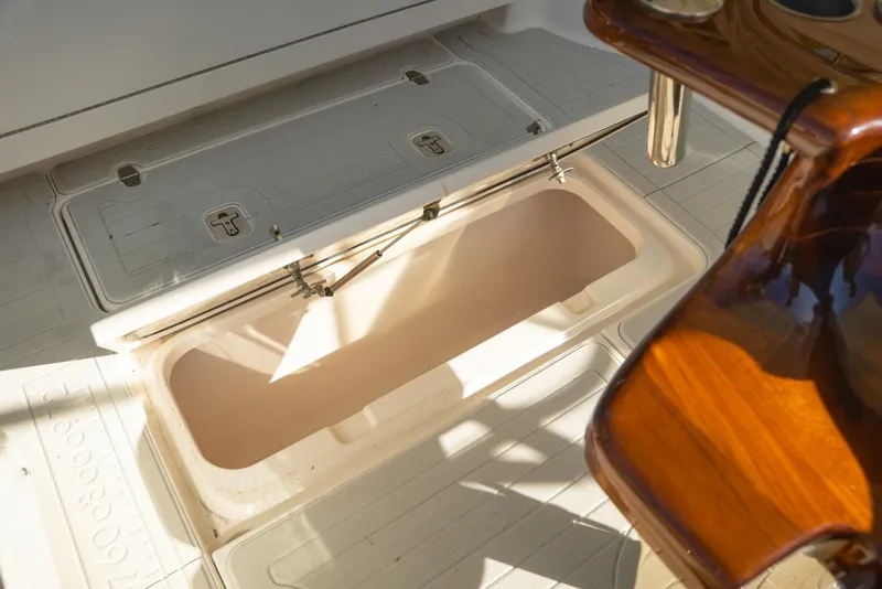 Slide: The Image of Pursuit OS 385 Offshore 2016 - 5802364