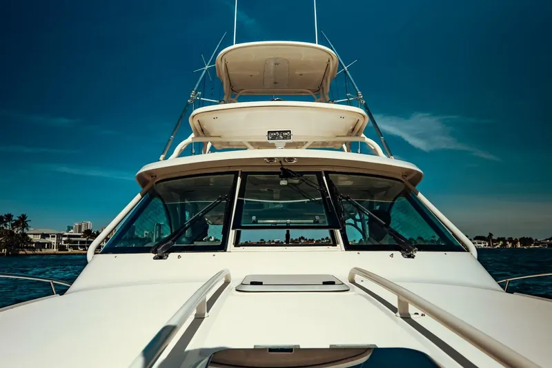 Slide: The Image of Pursuit OS 385 Offshore 2016 - 5802372