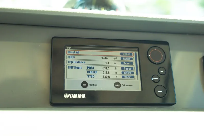 Slide: The Image of Pursuit OS 385 Offshore 2016 - 5802400