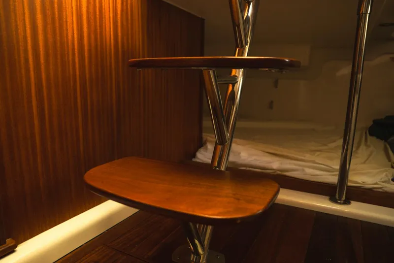 Slide: The Image of Pursuit OS 385 Offshore 2016 - 5802405