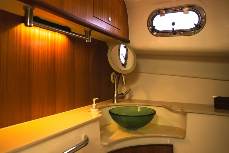 Slide: The Image of Pursuit OS 385 Offshore 2016 - 5802414