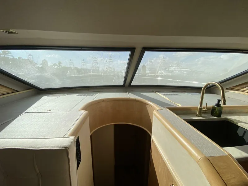 Slide: The Image of Neptunus Flybridge 1997 - 5802027