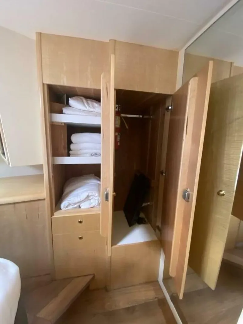 Slide: The Image of Neptunus Flybridge 1997 - 5802031