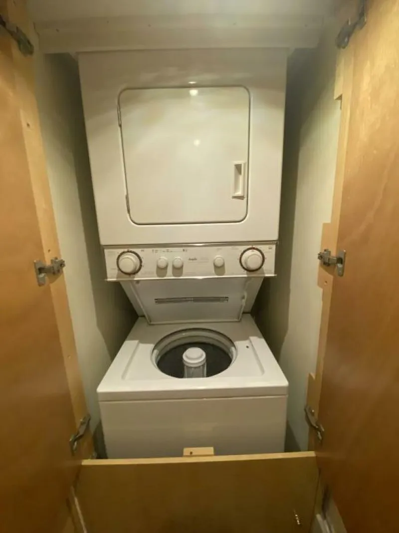 Slide: The Image of Neptunus Flybridge 1997 - 5802039