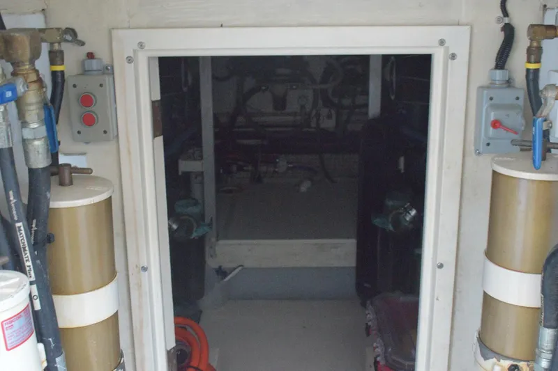 Slide: The Image of Neptunus Flybridge 1997 - 5801987