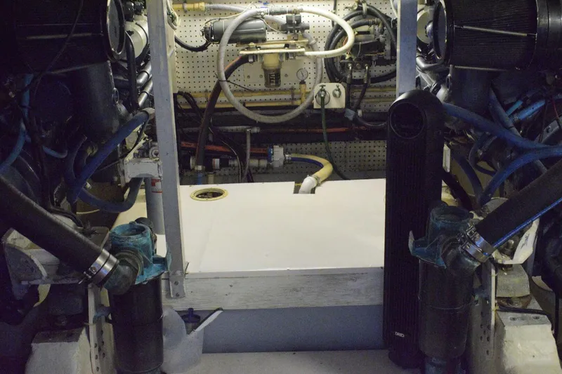 Slide: The Image of Neptunus Flybridge 1997 - 5801988