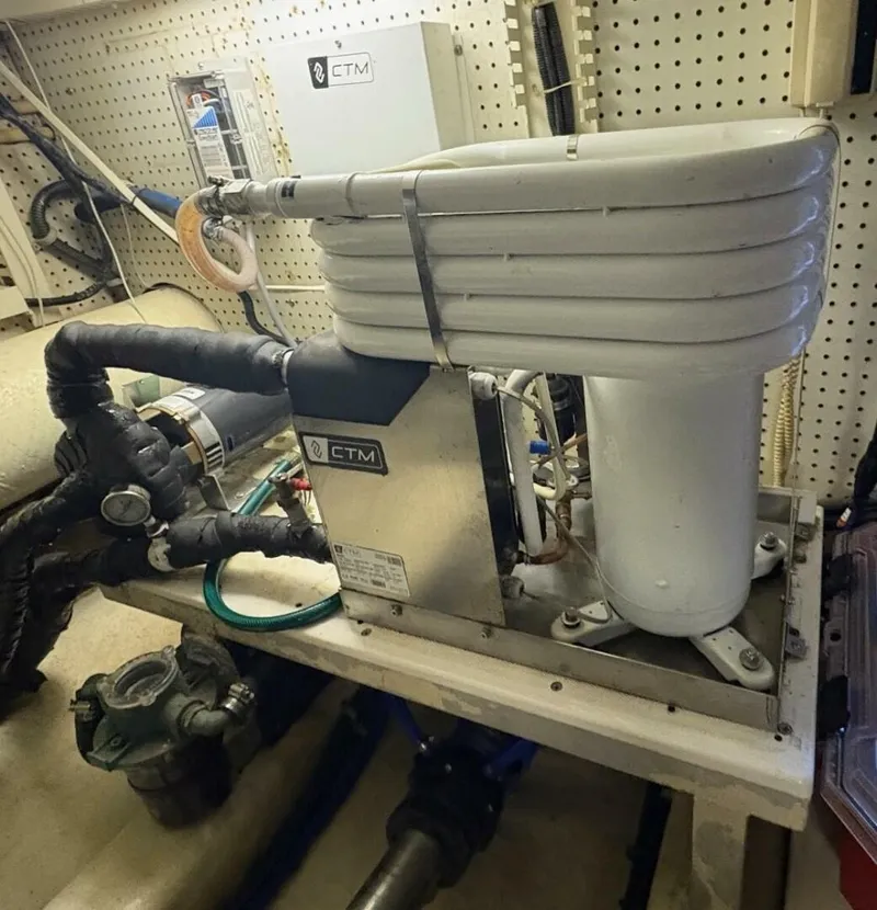 Slide: The Image of Neptunus Flybridge 1997 - 5802002