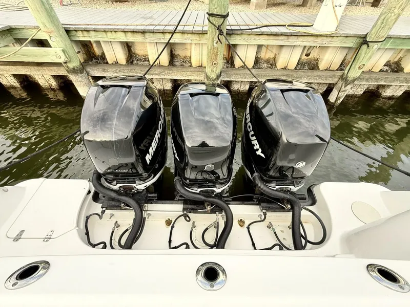 Slide: The Image of Boston Whaler 345 Conquest Pilothouse 2014 - 5818948