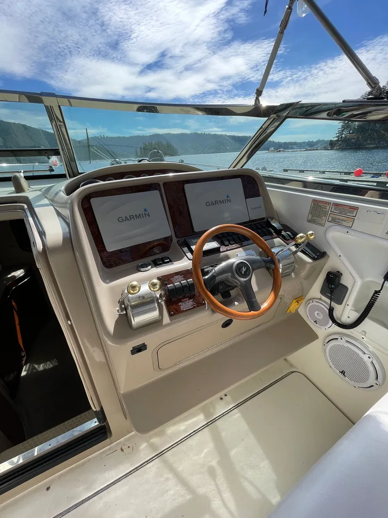 Slide: The Image of SEA RAY 340 Amberjack 2001 - 15