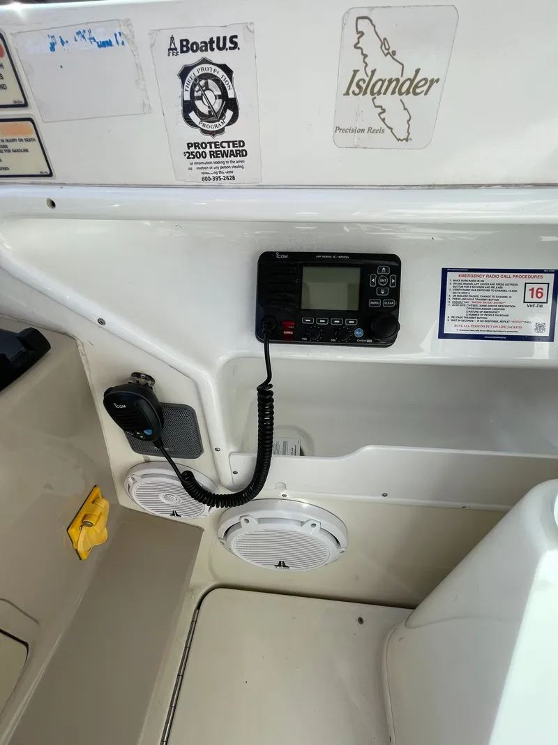 Slide: The Image of SEA RAY 340 Amberjack 2001 - 13