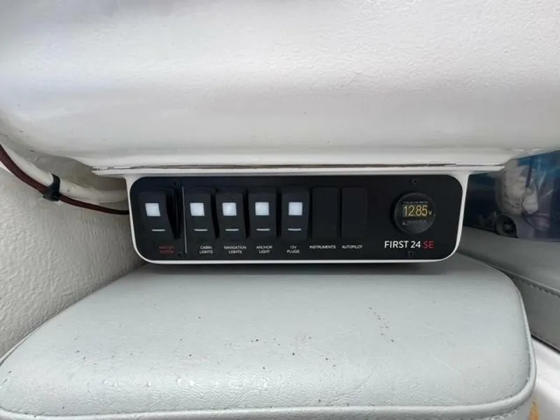 Slide: The Image of Beneteau F24 SE 2022 - 5802269