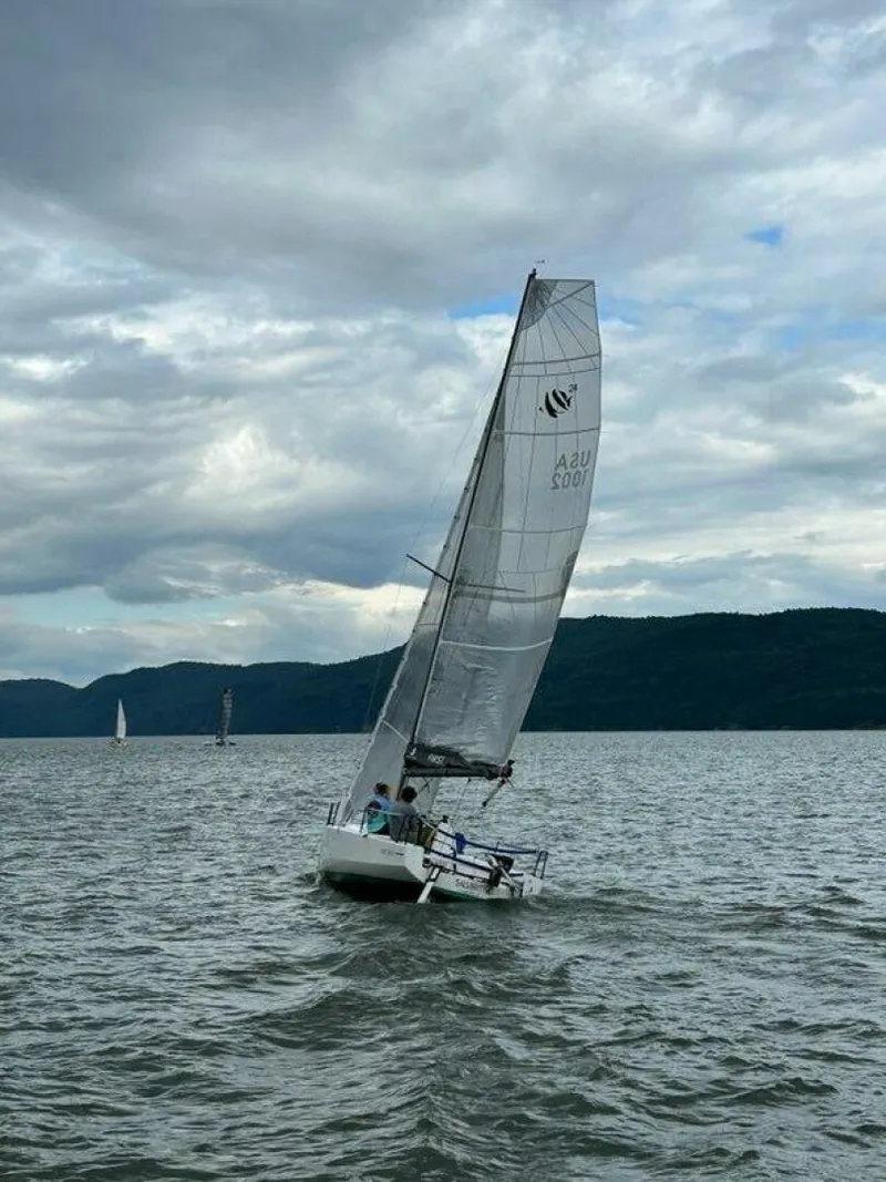 Slide: The Image of Beneteau F24 SE 2022 - 5802272