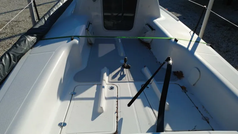 Slide: The Image of Beneteau F24 SE 2022 - 5802250