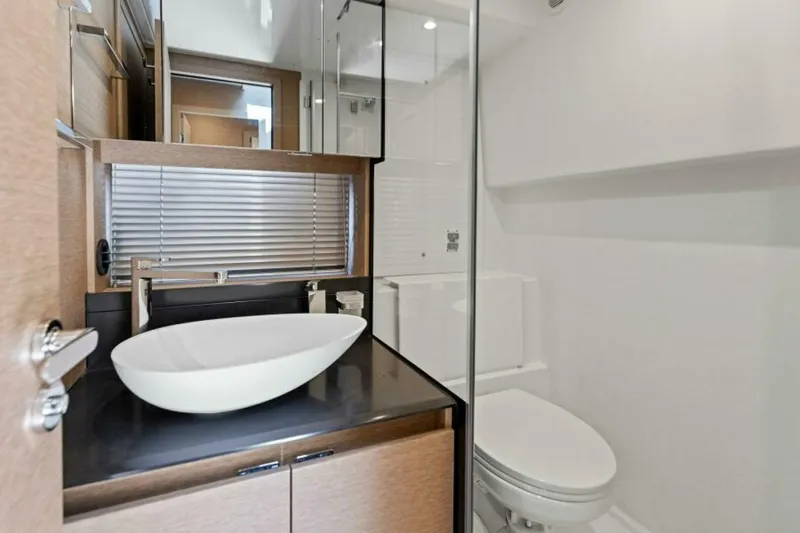 Slide: The Image of 2025 Prestige 460 Flybridge - Sistership - 5802302