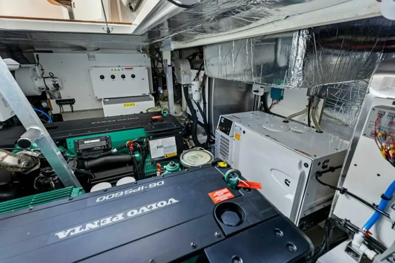 Slide: The Image of 2025 Prestige 460 Flybridge - Sistership - 5802336